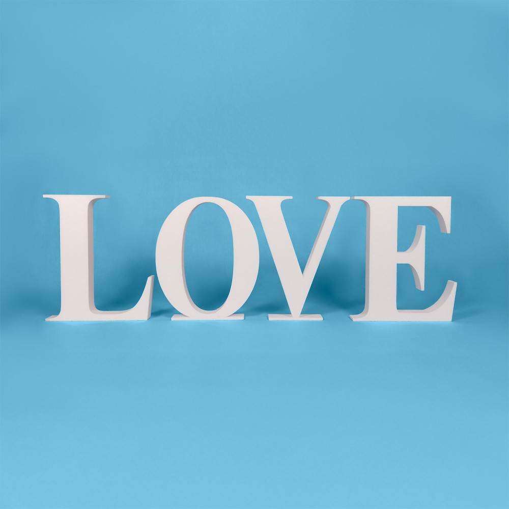 Lettres LOVE en polystyrène – Times New Roman – 40 cm Lettres LOVE en polystyrène – Times New Roman – 40 cm