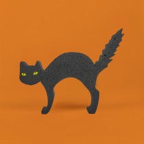 Arched-back polystyrene cat | Halloween decoration & crafts
